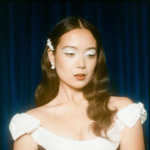 laufey_bewitched_-_the_goddess_edition_lp